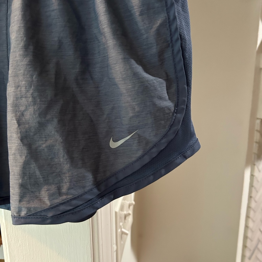 Nike Blue Athletic Shorts Lightweight Moisture-Wicking - Picture 2 of 5